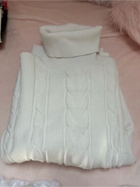Cream Cable-Knit Turtleneck Sweater